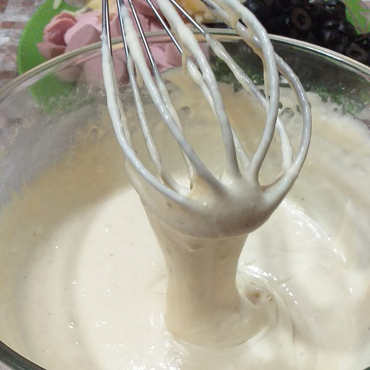 Замешиваем тесто