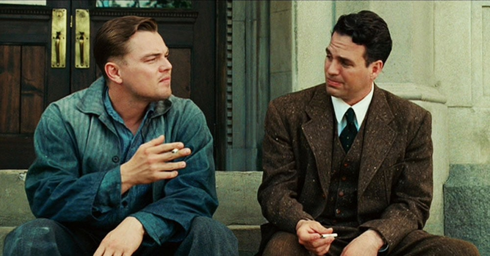 Неверно понятого. Shutter Island Teddy and Chuck. Тедди Дэниэлс и Чак Оул.