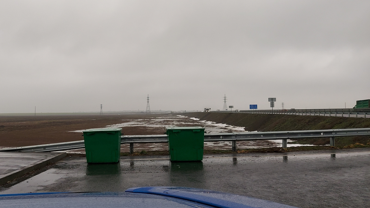 Первая остановка после моста.