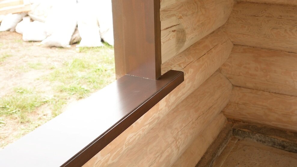 Окосячка и установка пластиковых окон в деревянном доме: что следует знать