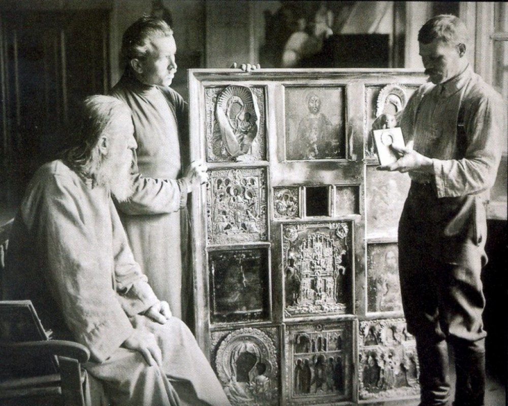 Изъятие церковных ценностей. 1922 г.