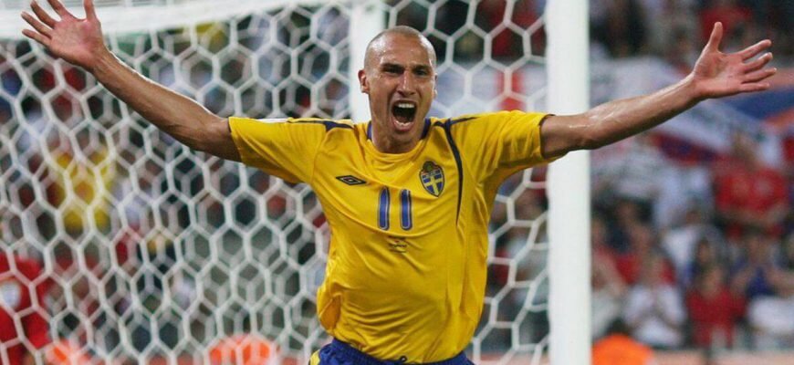 Хе́нрик Э́двард Ла́рссон — шведский футболист, нападающий, наиболее известный по выступлениям за шотландский клуб «Селтик» и испанскую «Барселону».