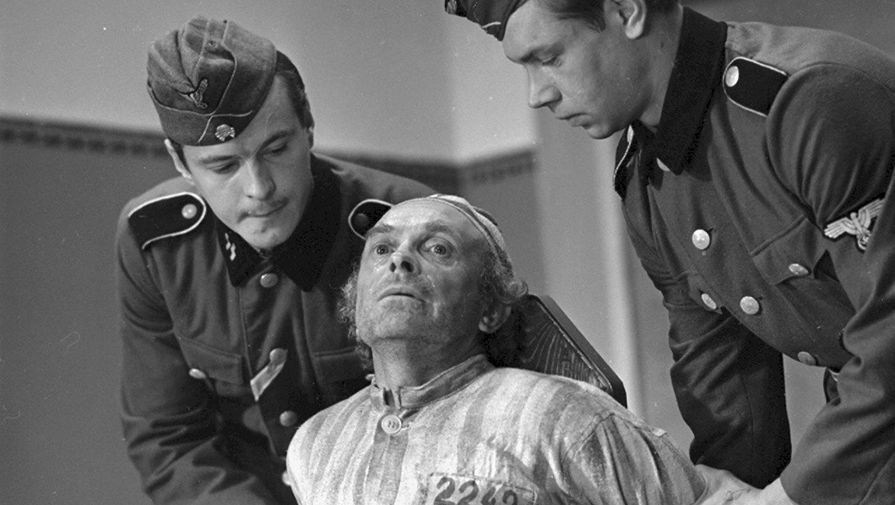 Интересно ли смотреть "17 мгновений весны" после просмотров "Бондов", и ...