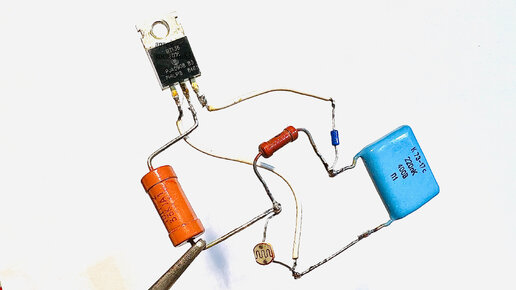 Сумеречный выключатель на симисторе и динисторе | Электронные схемы | Дзен