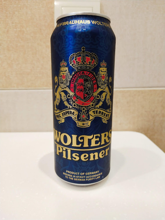 На банке изображен Малый государственный герб герцогства Брансуик