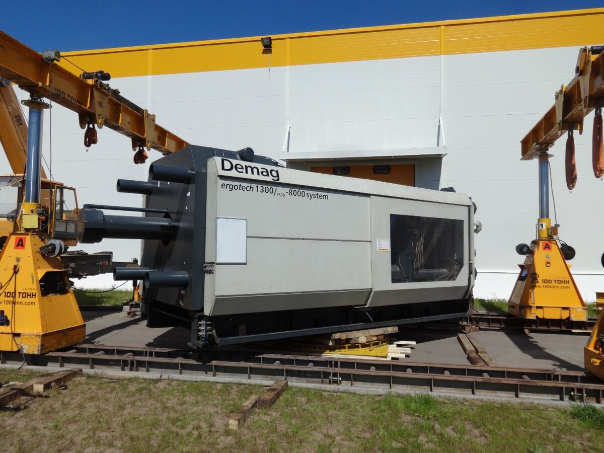 Поворотный стол в такелаже промышленного оборудования