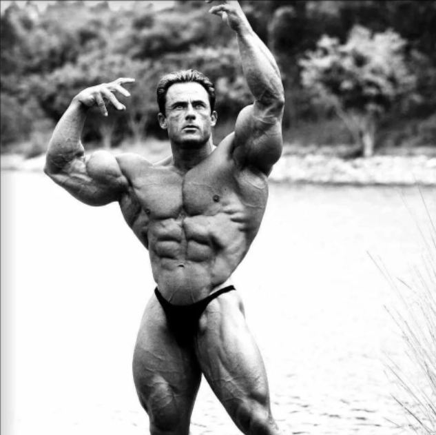Фрэнсис Бенфатто – бодибилдер, которому нужно было родиться или на 10 лет раньше, или на 30 лет позже