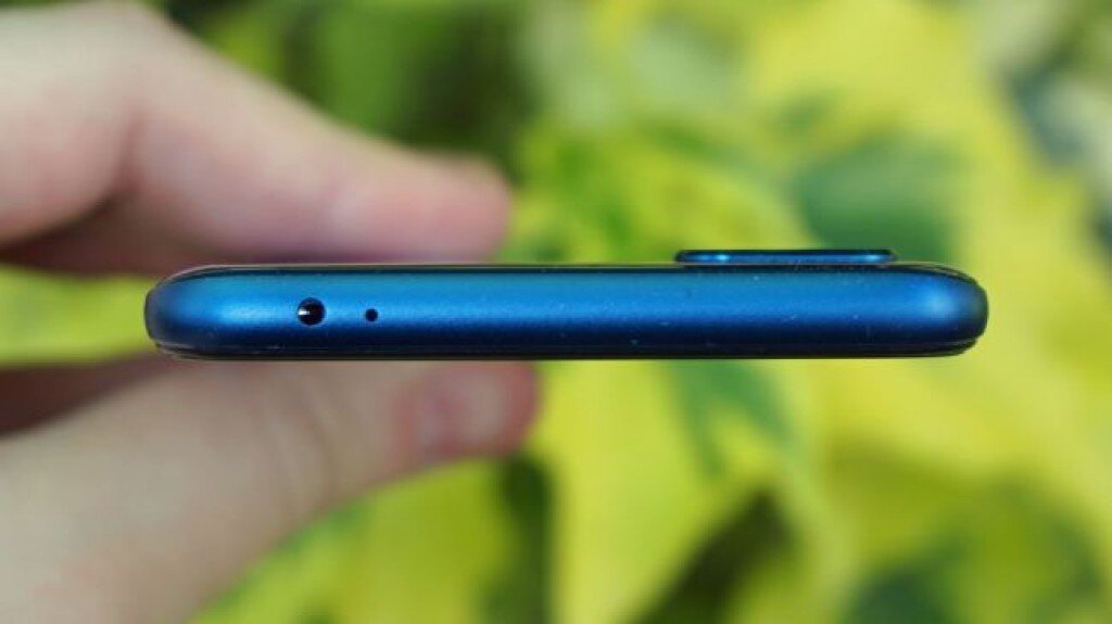 Honor 9 cb. Honor 7x. Хонор с кнопкой. Honor view 10 (bkl-l09) коробка. Хонор 10 с отпечатком пальца сбоку.