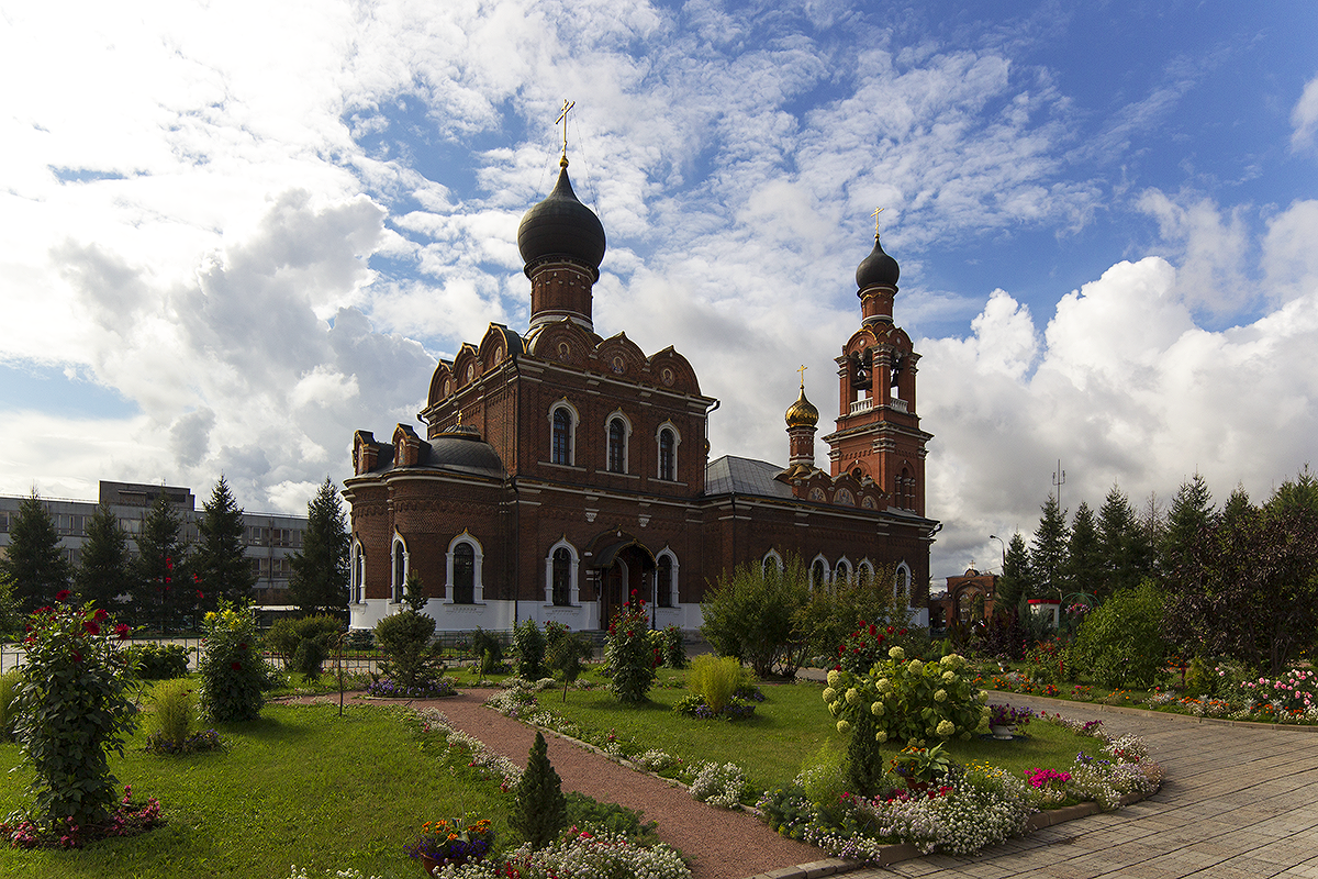 Храм Преображения Господня в Тушине (храм на …