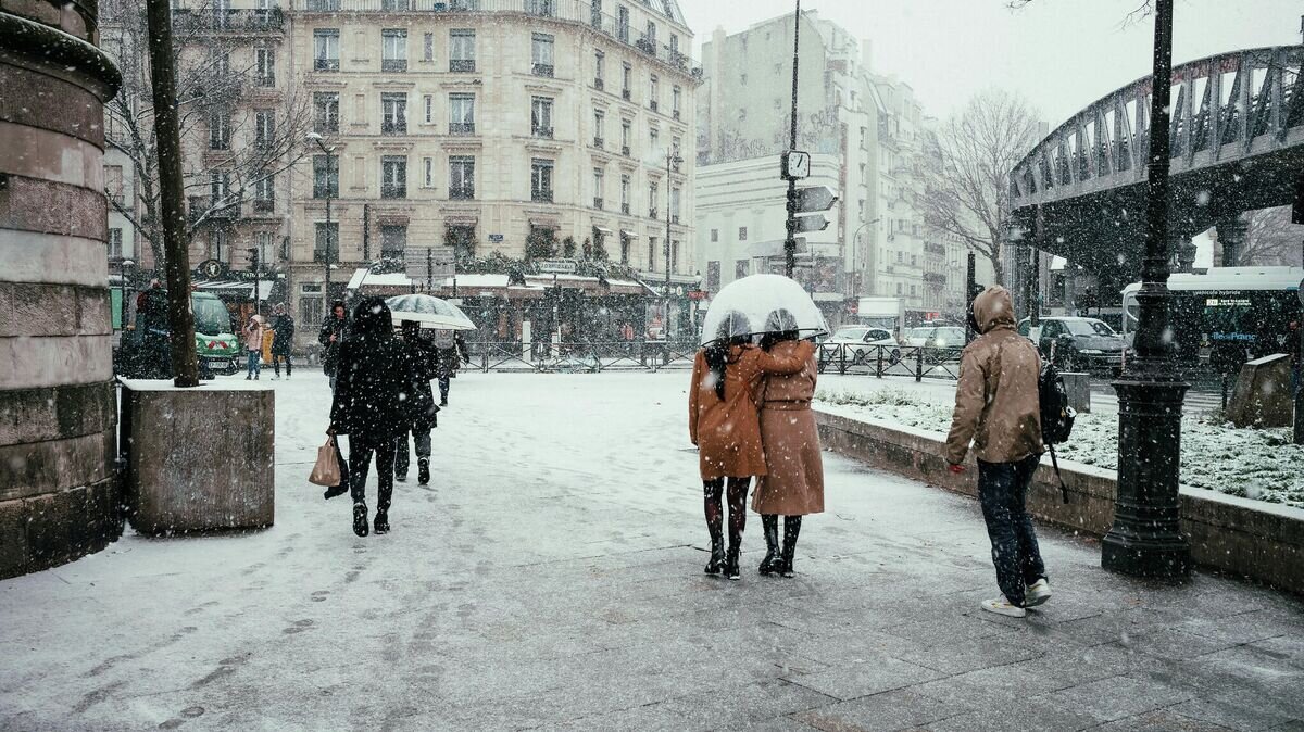    Снег в ПарижеCC BY-SA 2.0 / Bastian Greshake Tzovaras / The first snow