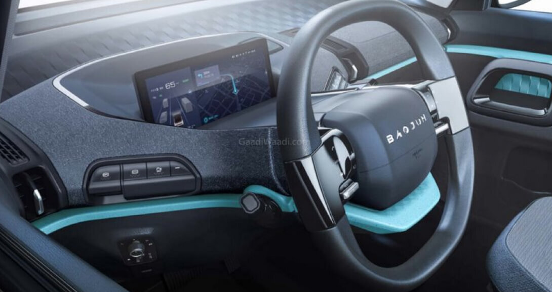 Китайский электромобиль Baojun E300. Фотографии салона