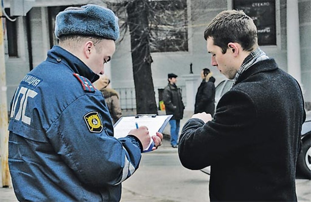 Свидетель понятой потерпевший. Понятой это. Свидетель в полиции. Свидетели понятые. Понятой в уголовном процессе.