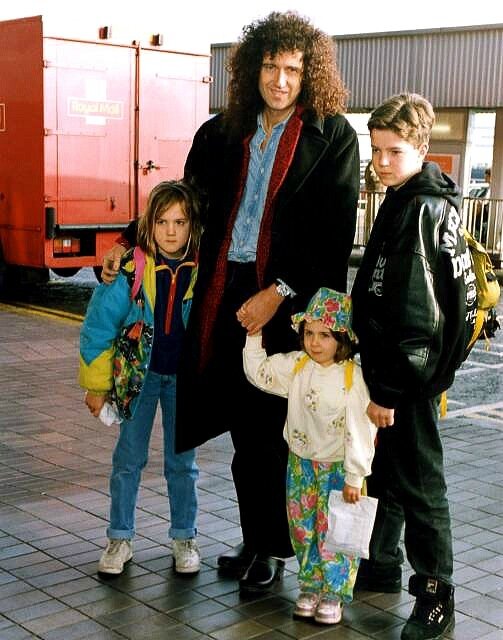 Брайан Мэй и его потомки: 