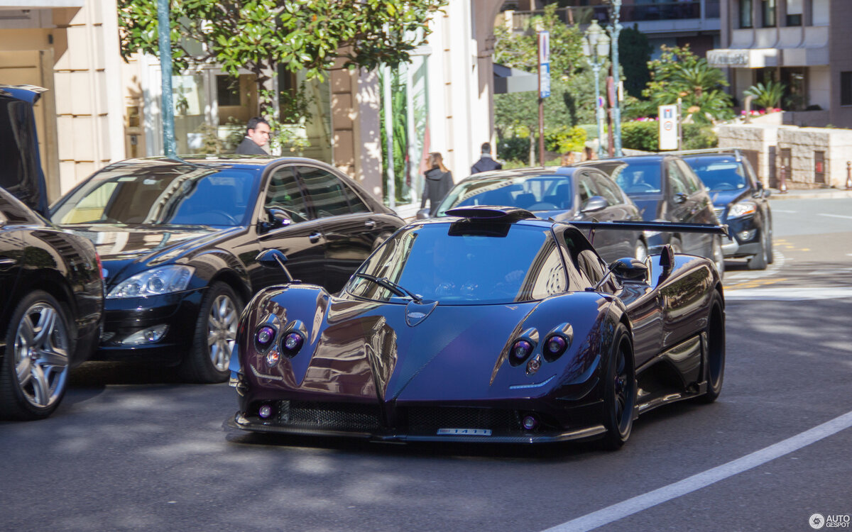 РҐСЌРјРёР»С‚РѕРЅ Pagani Zonda