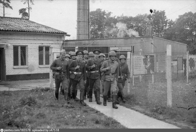 Караул идёт!