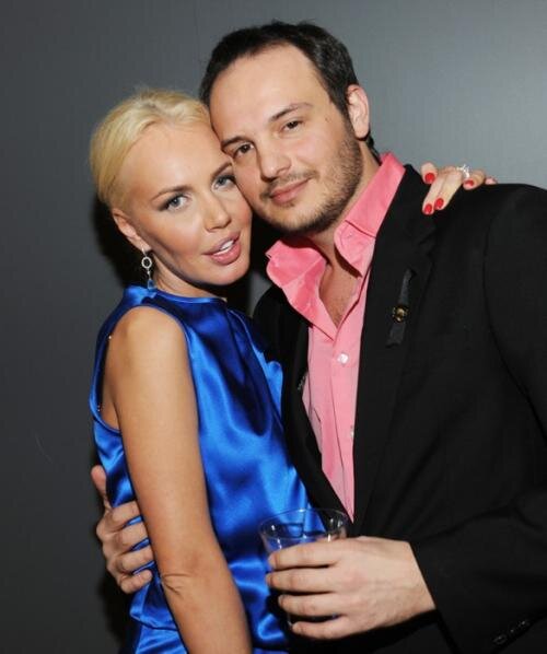 Меня заволокли в автомобиль и увезли в лес". Как звезда МУЗ-ТВ Маша Малиновская 