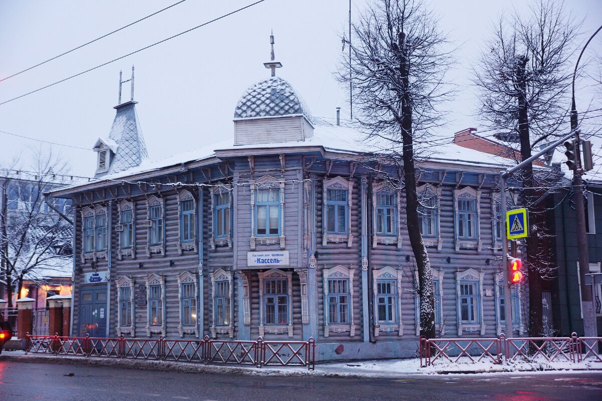 Прекрасная деревянная архитектура Ярославля. Делюсь фотографиями и  адресами! | Анна Лебедева | Моя Россия | Дзен