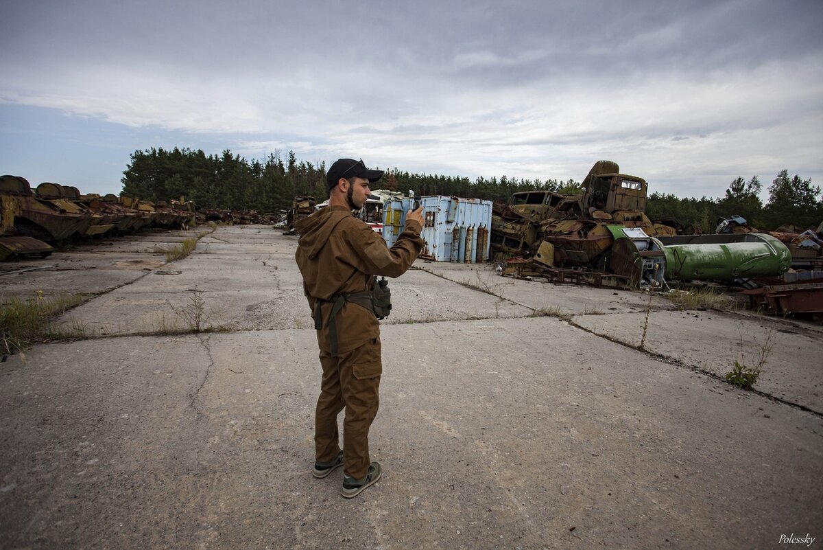 Свалка техники "Буряковка", наши дни