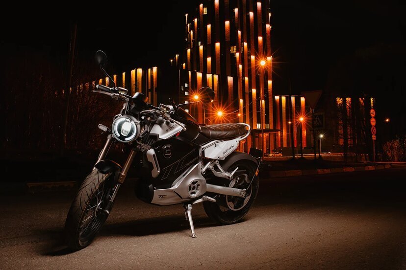 Электромотоцикл Super Soco TC Max