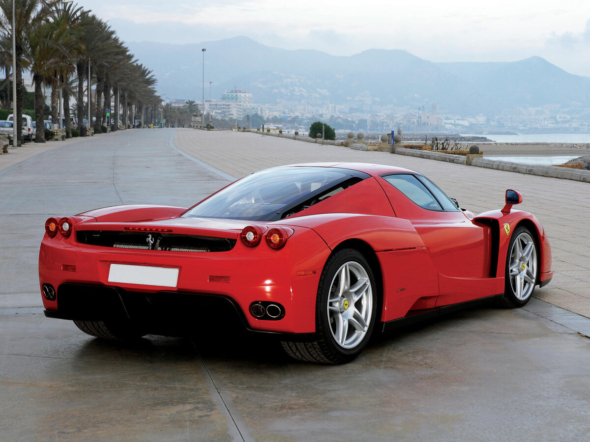 Просто феррари. Феррари Энзо. Ferrari Enzo 2002. Ferrari Enzo Ferrari 2002. Автомобиль Enzo Ferrari.