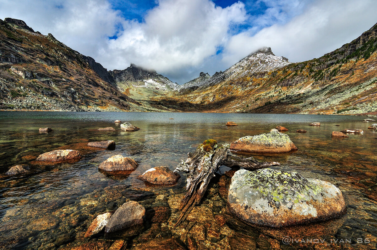 оз. Золотарное, природный парк Ергаки.