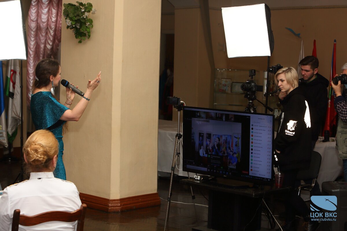 Центральный офицерский клуб Воздушно-космических сил открыл цикл онлайн конференций «Женщины лётных профессий - Авиатрисы»