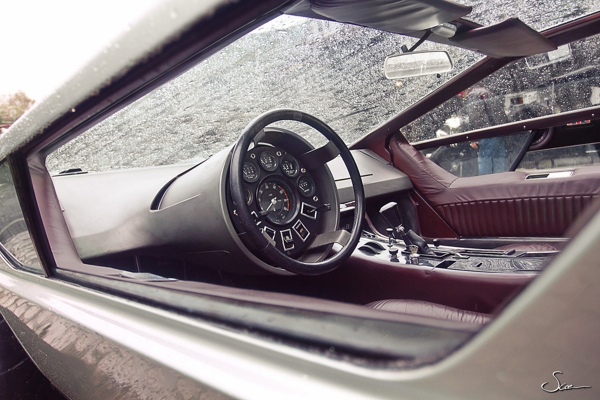 Привет друзья, сегодня поговорим о футурестично- фантастическом автомобиле 70х годов 20 века Maserati Boomerang .-2
