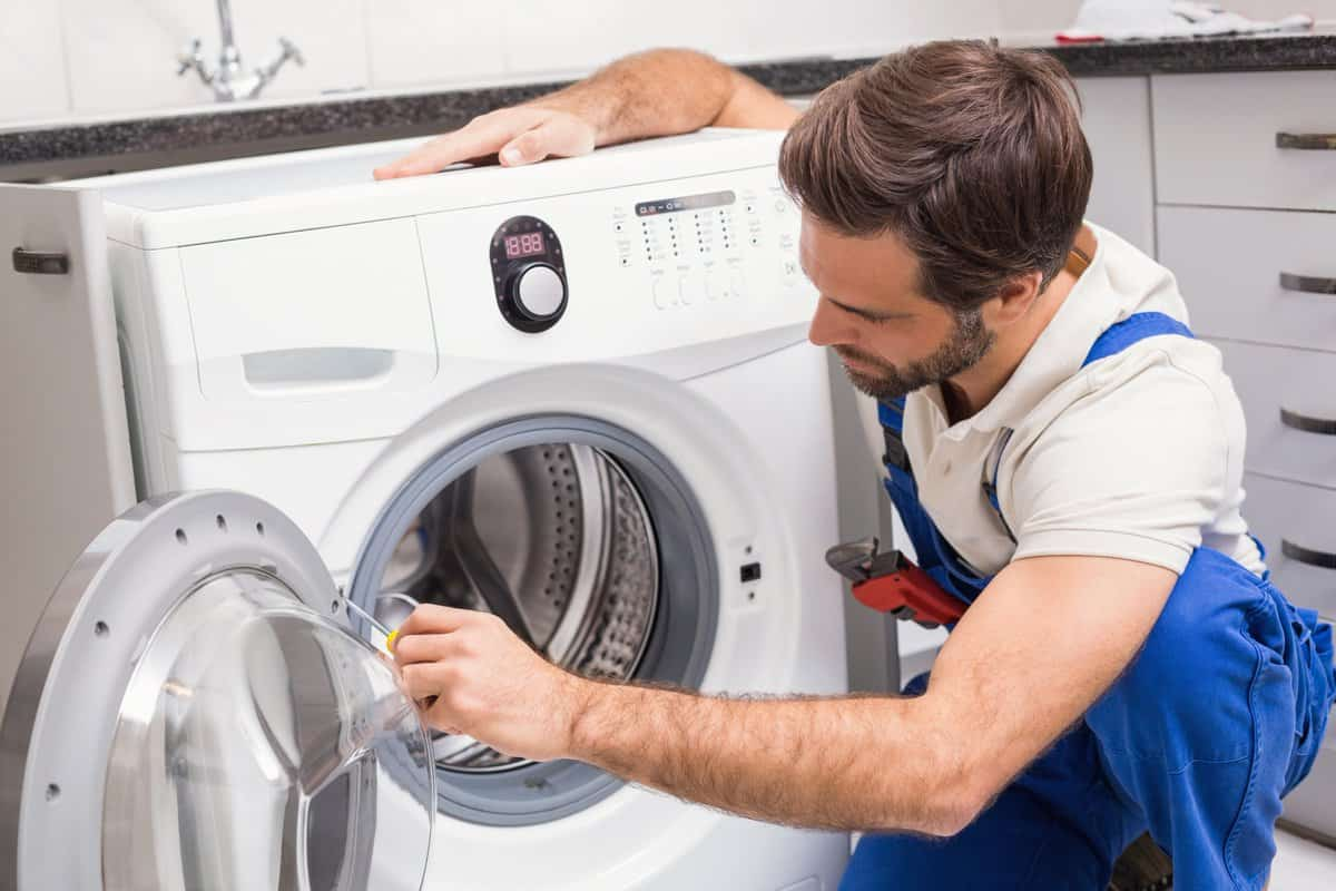 Что делать при поломке стиральной машинки?