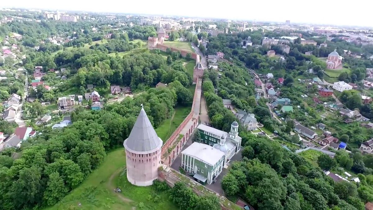 Смоленская крепостная стена.