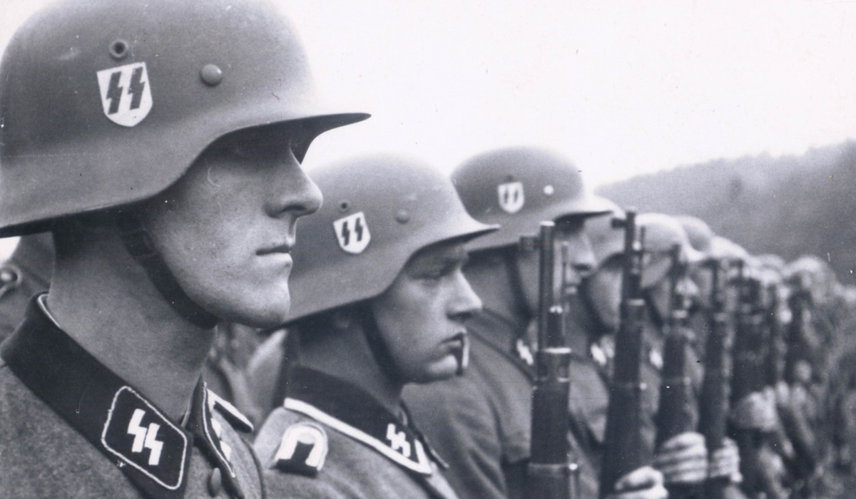 Фашистские отряды. Солдаты Waffen SS. Waffen SS (войска СС).. Солдат СС 3 Рейх. Солдат СС Вермахт.