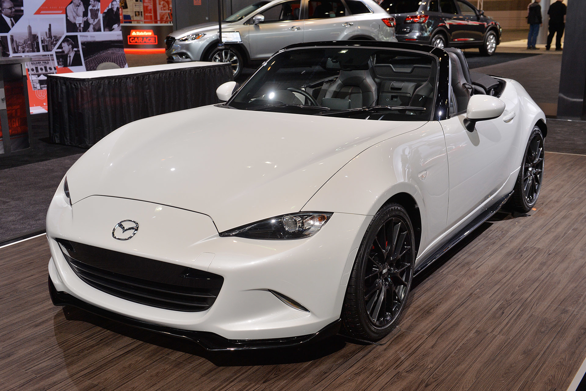 Изящный и роскошный кабриолет Miata от Mazda