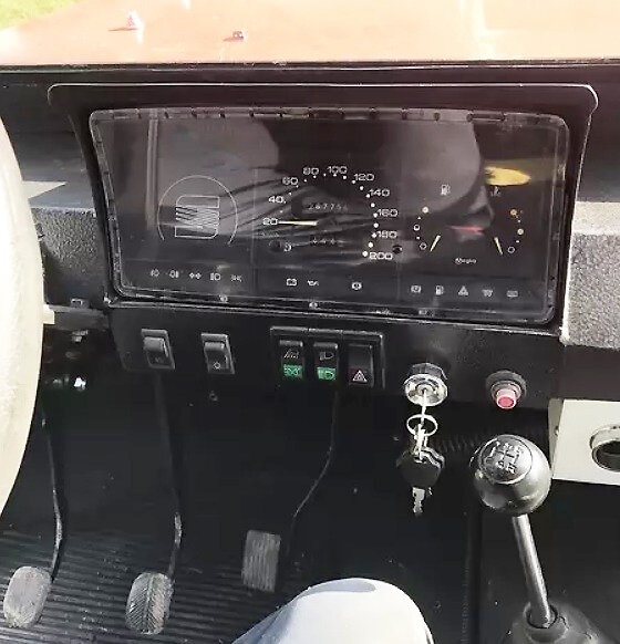 Приборная панель снята с SEAT