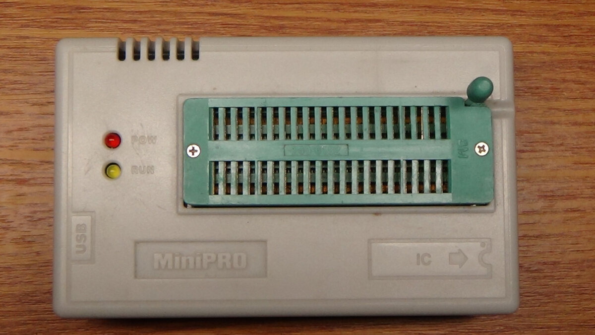 MiniPro TL866CS - USB программатор EEPROM, FLASH