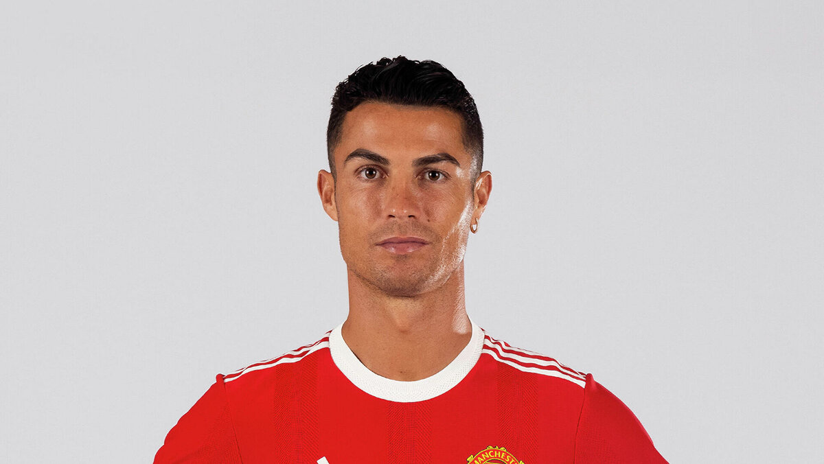 Клуб манчестер юнайтед подал заявку на отмену карантина для Роналду в правительство Великобритании. Цитирую что из этого вышло "Власти Великобритании отказали футбольному клубу "Манчестер Юнайтед" в отмене карантина для новичка команды португальца Криштиану Роналду, сообщает Manchester Evening News. " Не смотря на статус игрока правительство выдало такое решение. Как считаете справедливо или нет?