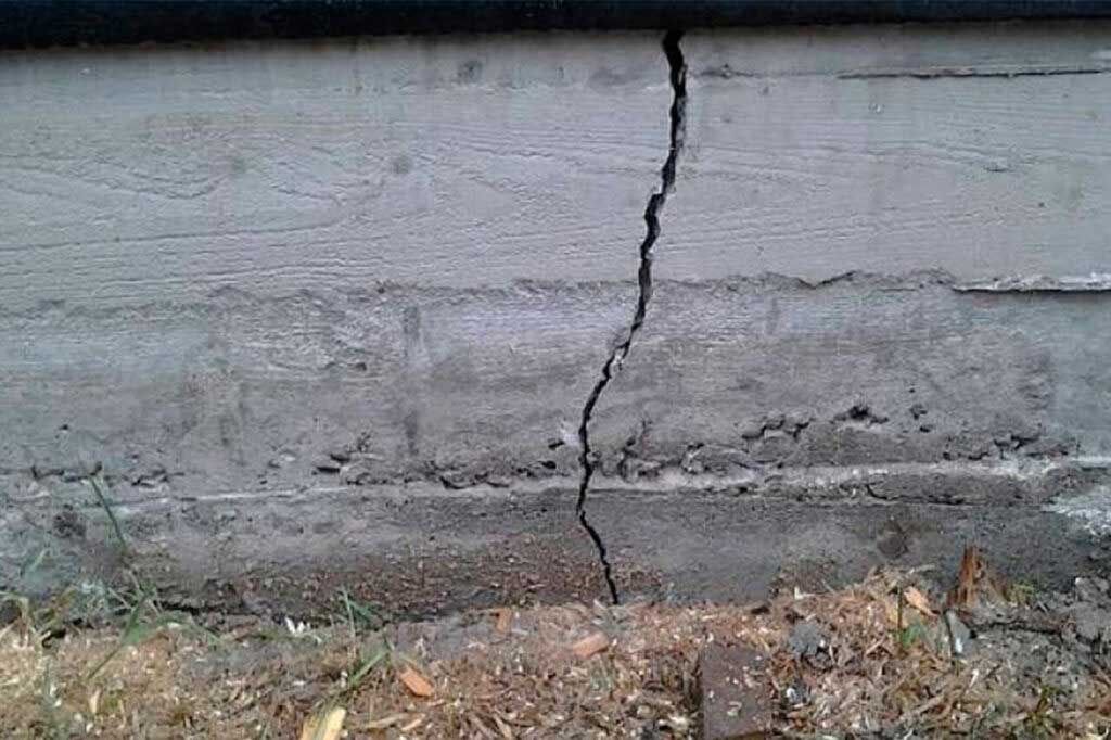 Трещины фундамента