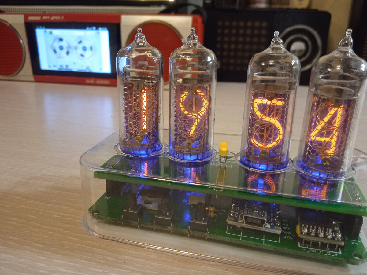 Идеальный готовый корпус для ретро часов за 47 рублей. Берите на ...