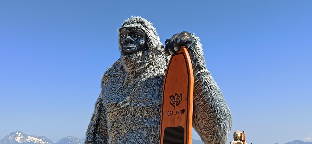 Советские школьники на фоне современных