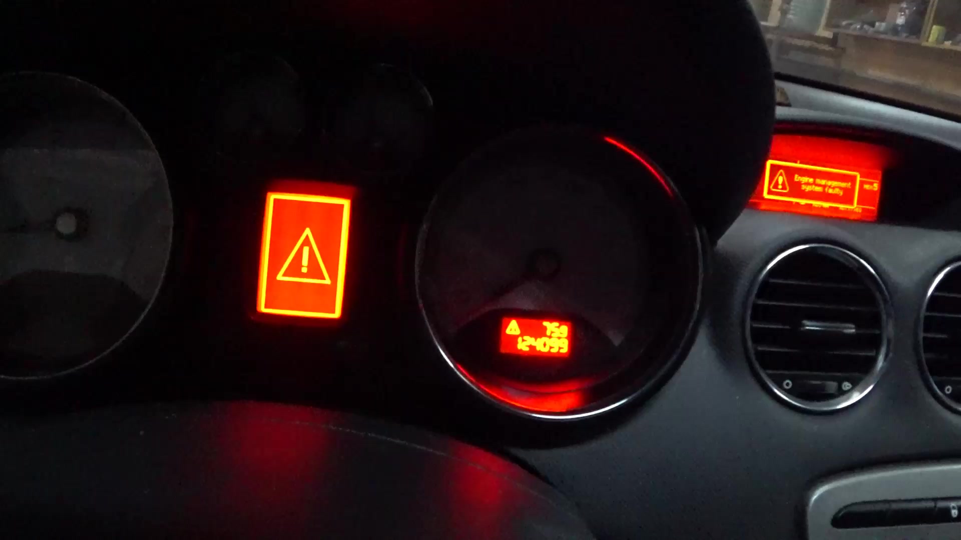 Engine fault repair needed пежо 308. Трясет пежо 308. Р1338 пежо 308. Трясет пежо 308. Приборка rcz на 308.