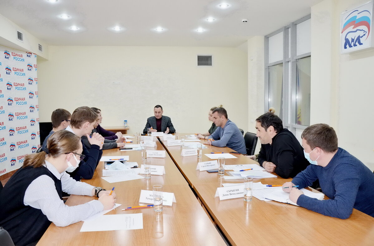 Виктор Тепляков депутат ЗСК, совещание по вопросу обращения с отходами на территории Сочи