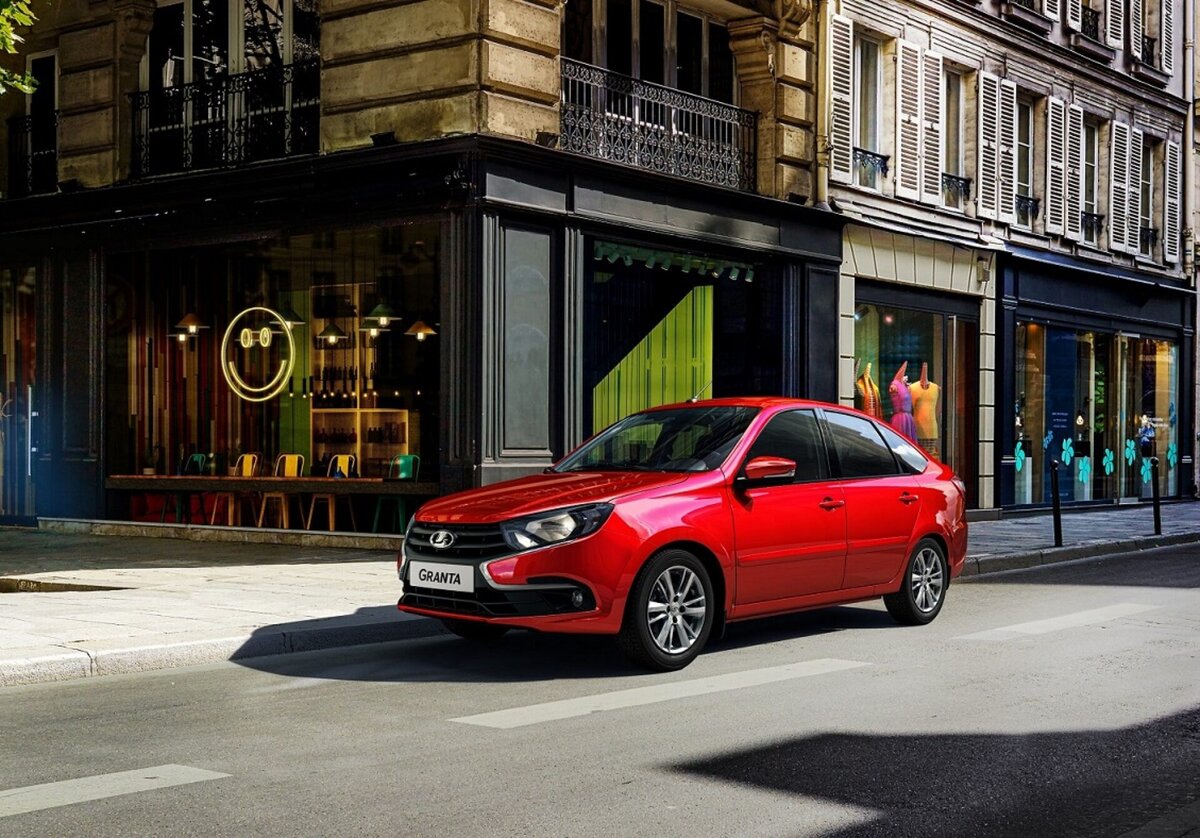    LADA Granta. Фото АвтоВАЗ