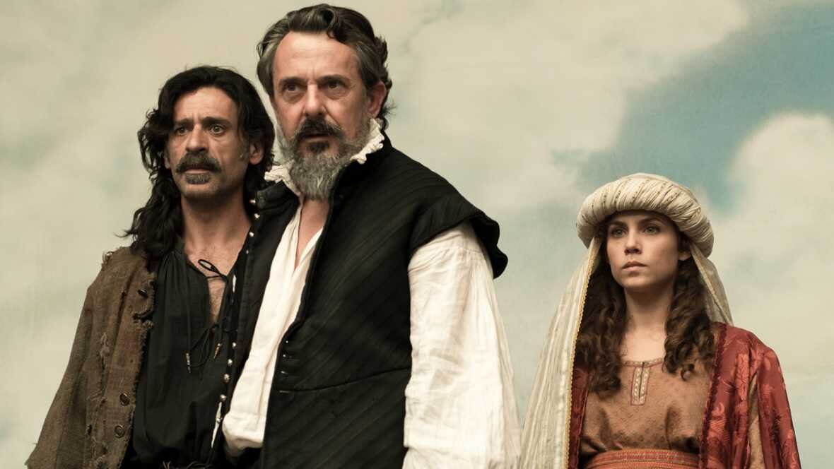 Кадр сериала El ministerio del tiempo («Министерство времени»), Сервантес в центре.
Фото из открытых источников