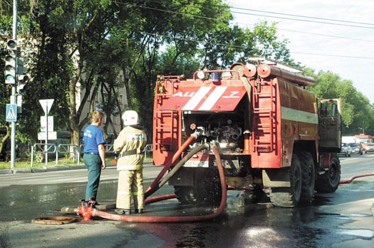    Пожар в посёлке под Ставрополем повредил два дома и квартиру