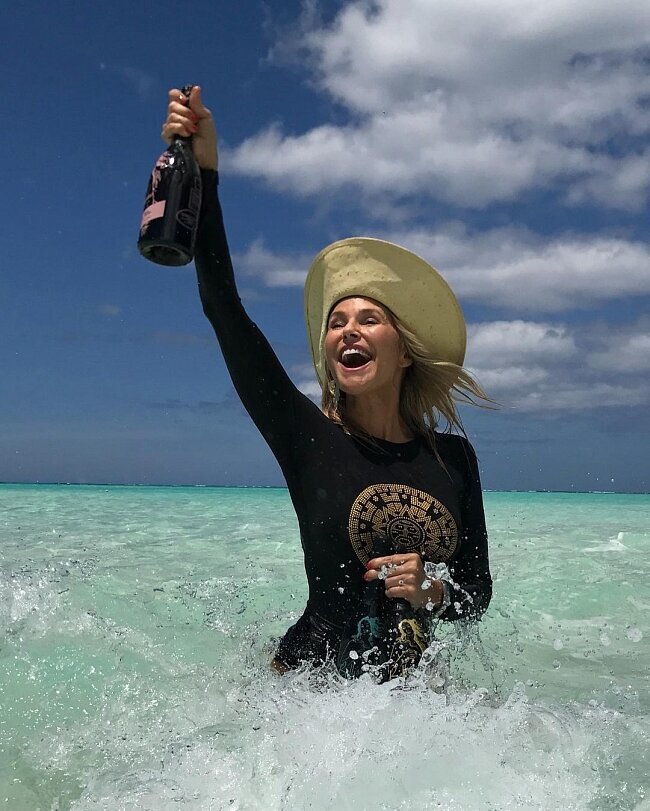 Кристи Бринкли прекрасно выглядит в свои 68 лет (фото: @christiebrinkley)