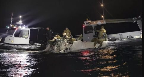     Фото с официальной страницы ВМС США в Twitter