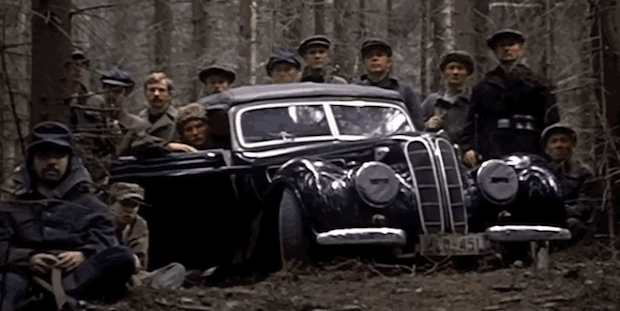 Кадр из фильма «Иди и смотри» (Элем Климов, 1985)