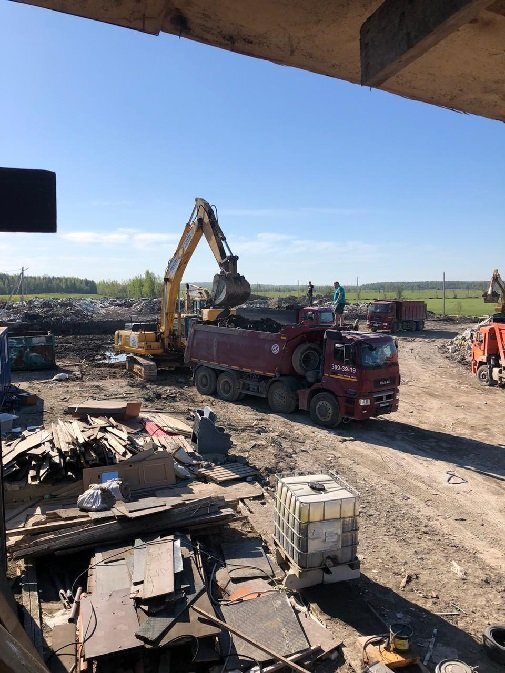 Ликвидация незаконной свалки в Колтушском поселении Всеволожского района. Фото из ТГ-канала "Пул N47" 