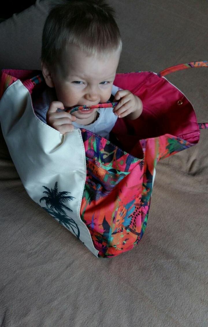 Ребенок готов на море 