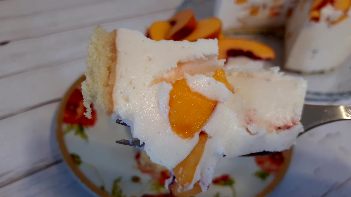 Йогуртовый пирог с персиком и смородиной, пошаговый рецепт с фото от автора Елена Некрасова