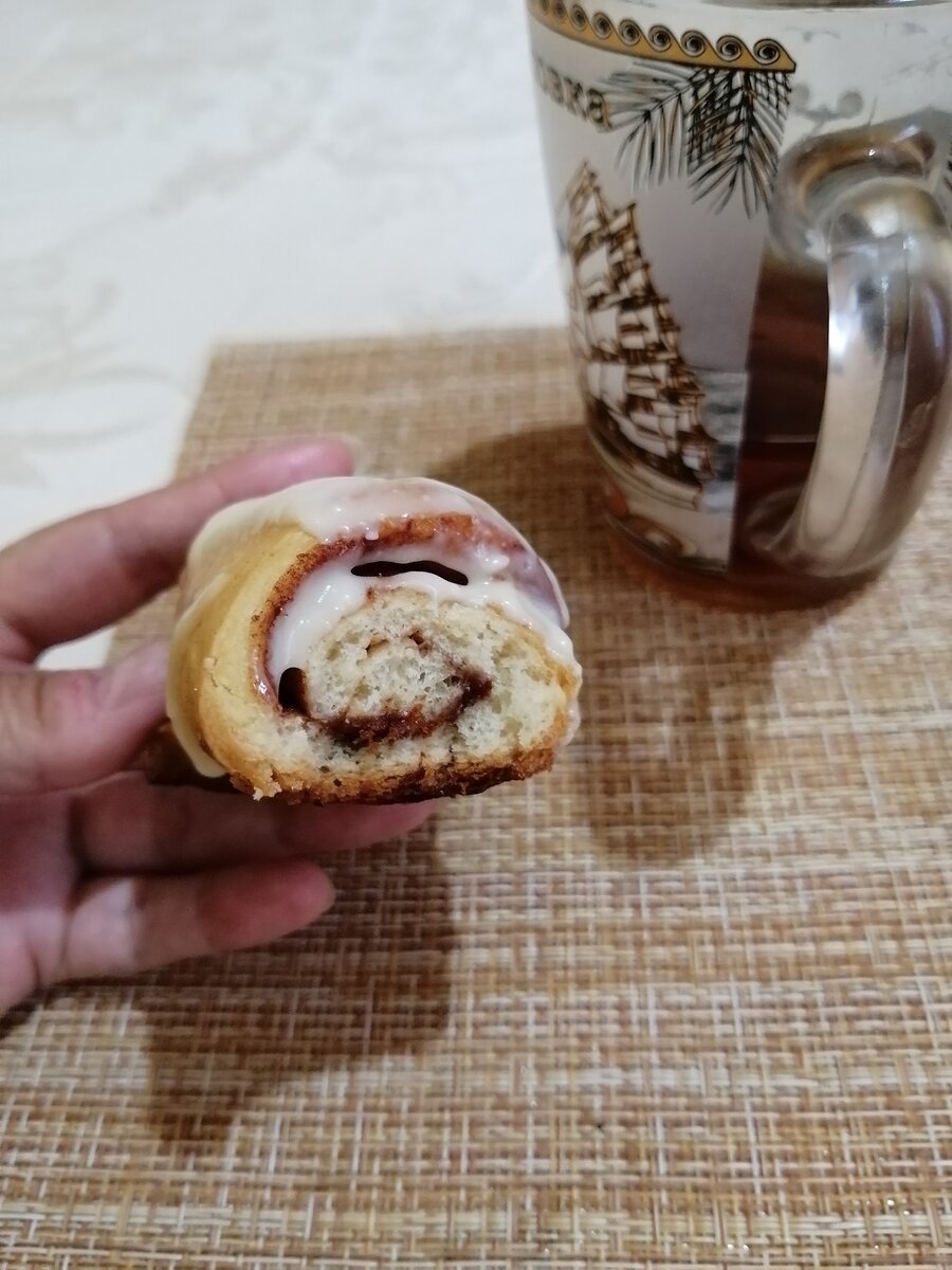 Булочка в разрезе