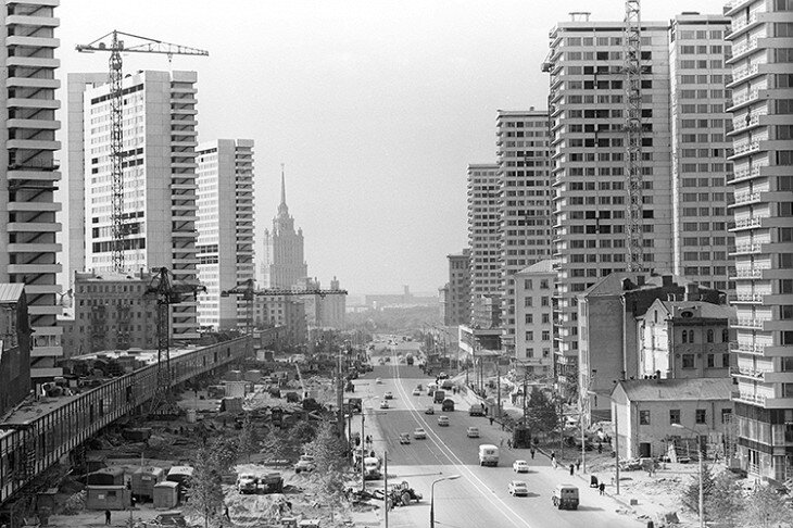 Проспект Калинина 1963 год. Листайте фотогалерею времени. 